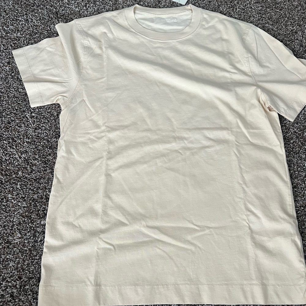 Abercrombie & Fitch Classic Polished Cream Short Sleeve Tee